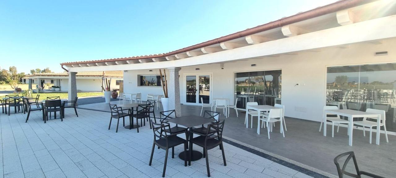Hotel S'Arena Beach La Caletta Exterior photo