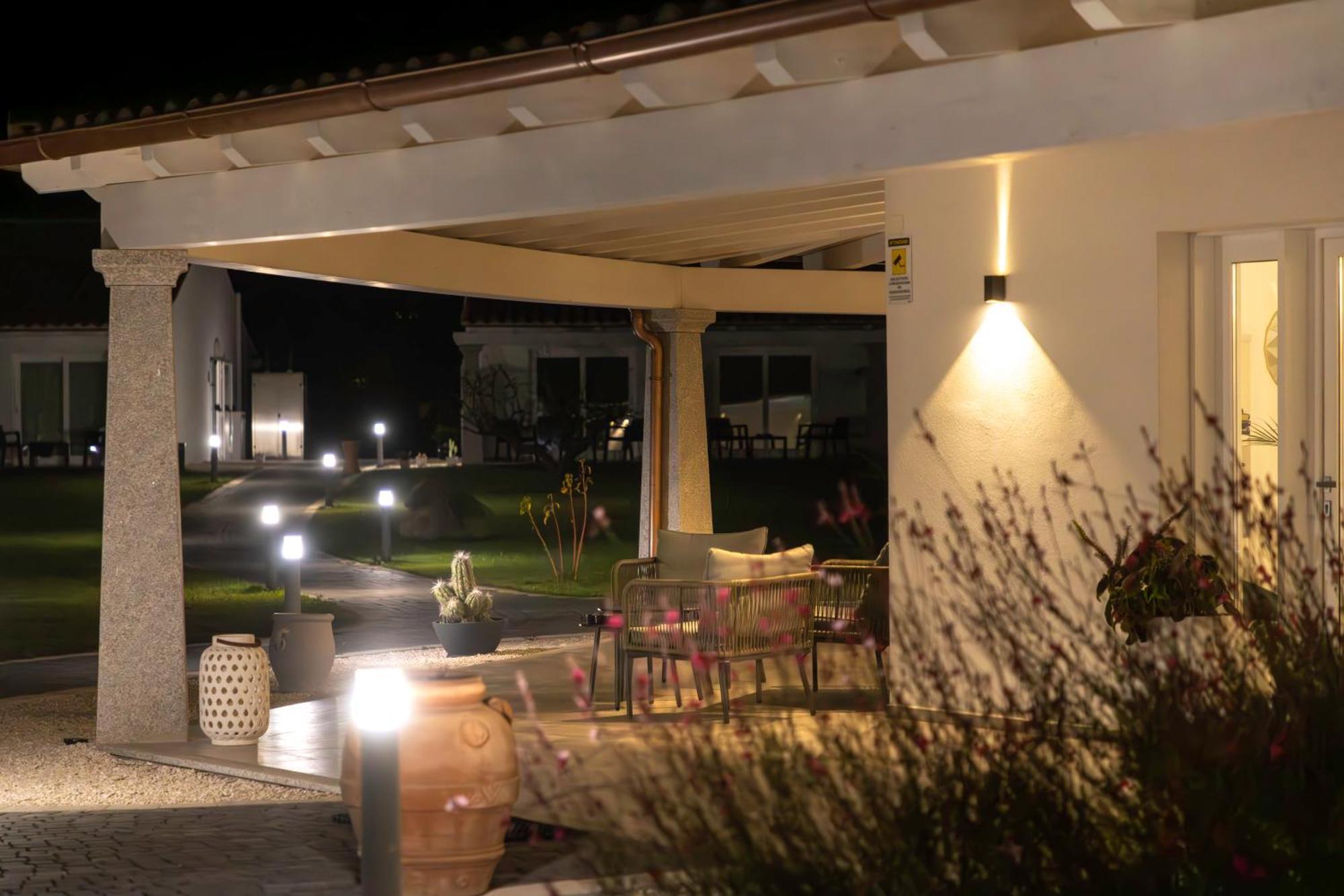 Hotel S'Arena Beach La Caletta Exterior photo